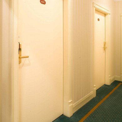 Drzwi wewnętrzne do pokoi hotelowych Białystok