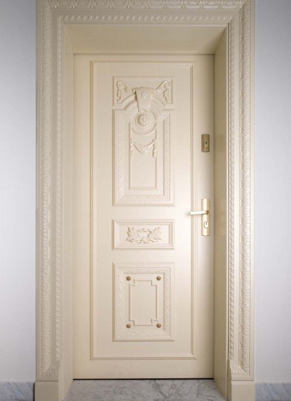 Drzwi beżowe ze zdobieniem wentrzne w Białymstoku