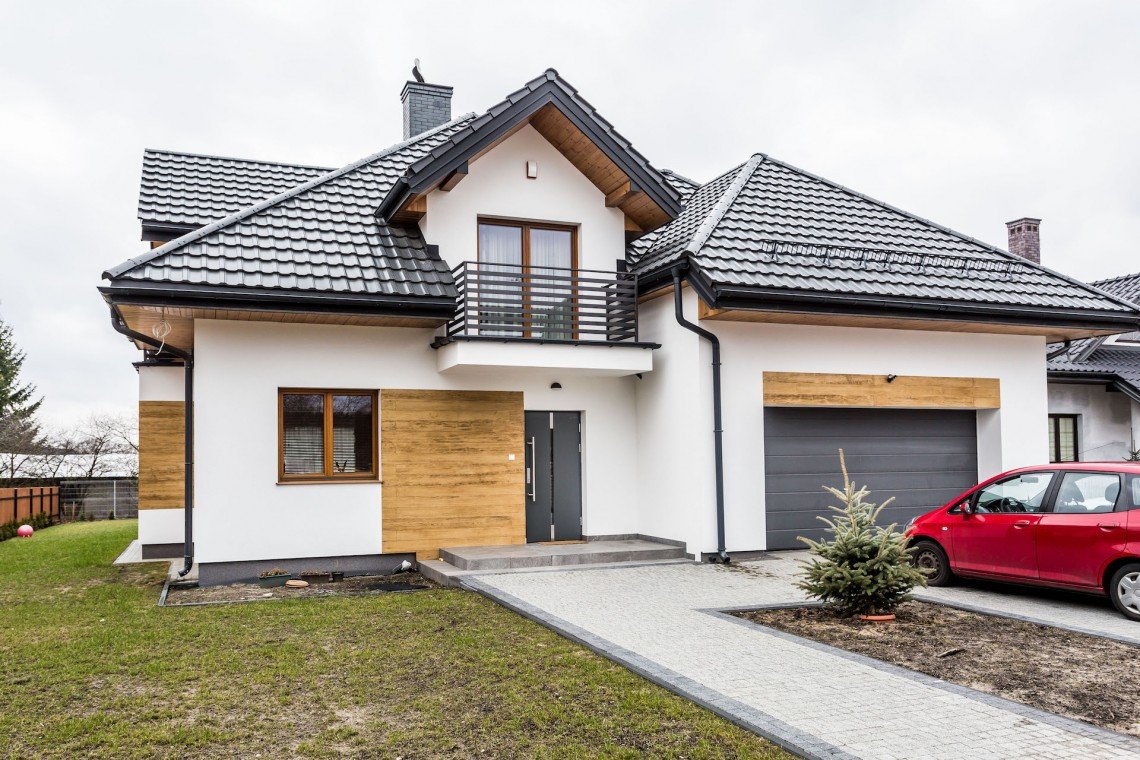Drzwi wejściowe w domu w Białymstoku